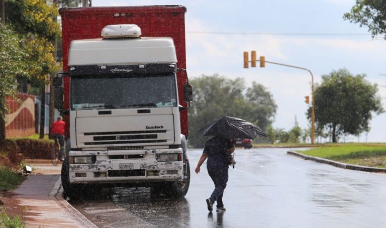 Anuncian Lluvias Y Tormentas Intensas Para Este S Bado El Territorio