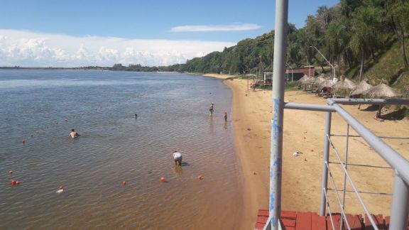 Los ríos Paraná y Uruguay se mantienen en niveles oscilantes
