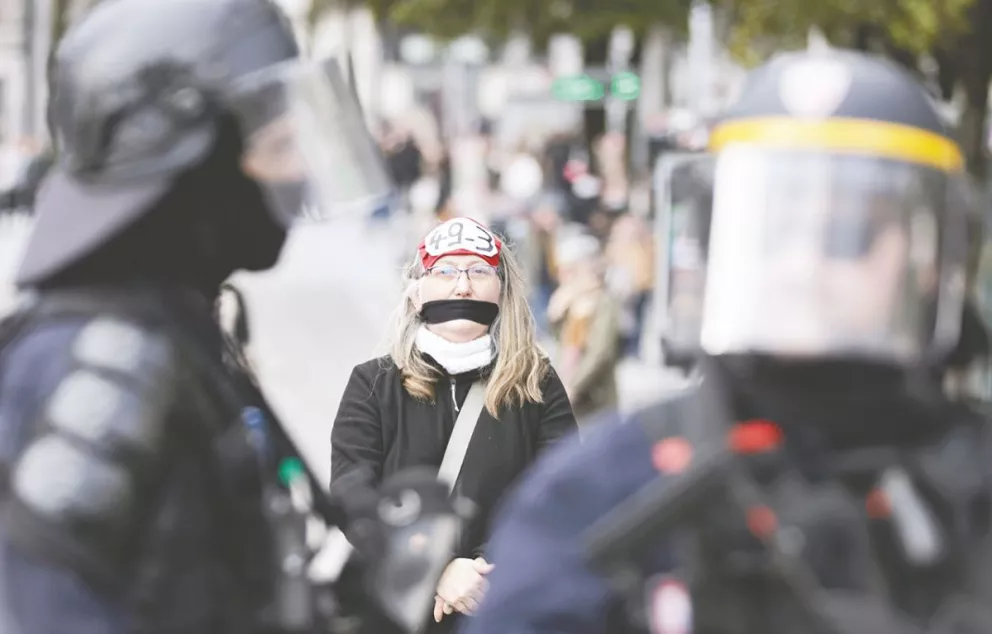 Francia: se agudizan las protestas contra la reforma