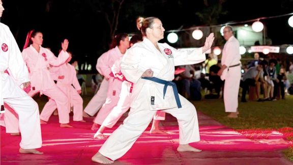 Festival tradicional japonés para recibir el otoño 