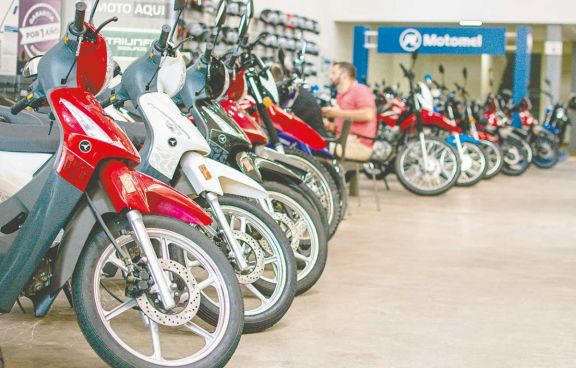 Se sostiene el buen nivel de ventas de motos por el aumento del combustible