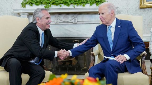 El presidente agradeció a Biden por el apoyo ante los foros internacionales