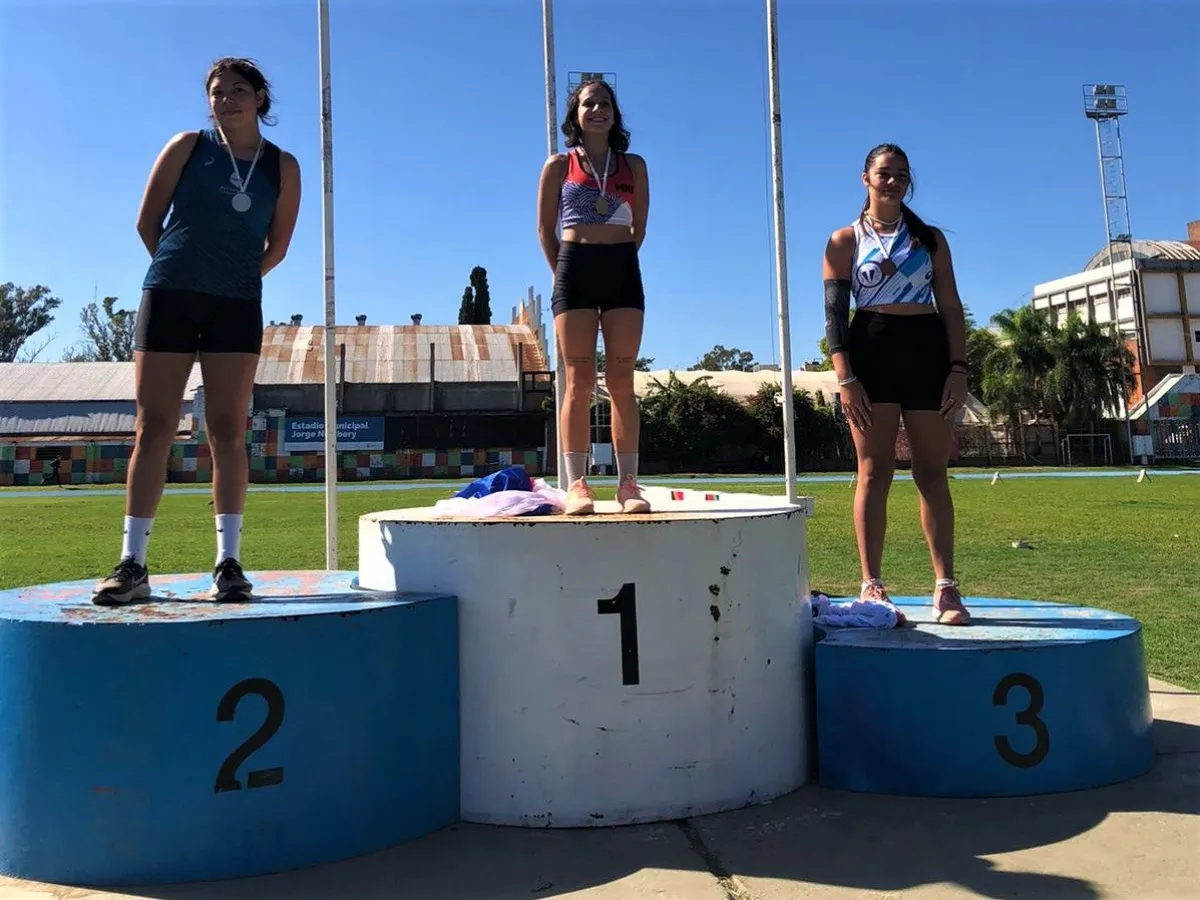 Martina Prieto se consagró campeona nacional en lanzamiento de jabalina
