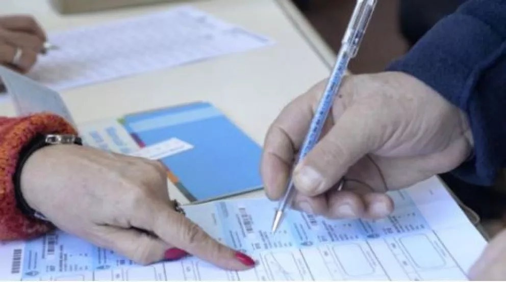 Inició el proceso de notificación a las Autoridades de Mesa paras las elecciones generales del 7 de mayo