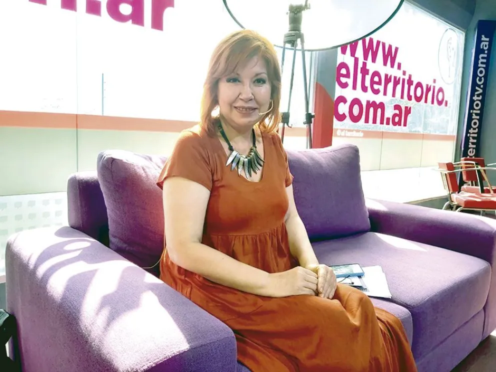 Ninfa Alvarenga renunció a la candidatura a gobernadora Ninfa Alvarenga renunció a la candidatura a gobernadora