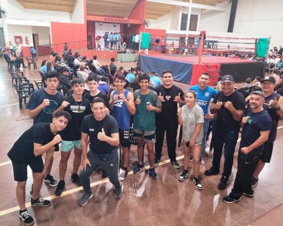 Boxeadores iguazuenses con resultado dispares en 25 de Mayo 