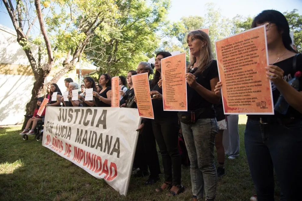 En pedido de justicia por Lucia Maidana, intervinieron el acto del 50° aniversario de la UNaM