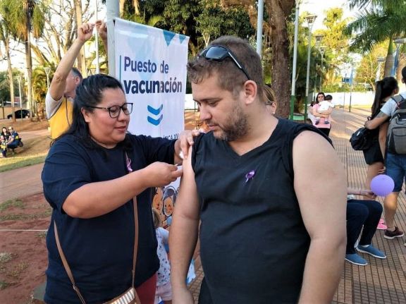 Iguazú: puestos de vacunación en la ciudad para reforzar la inmunización