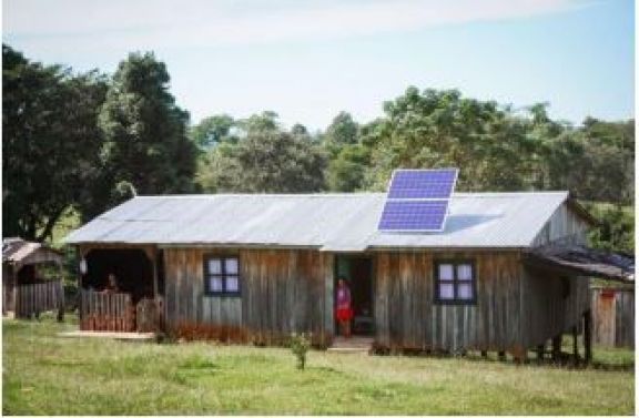 Alrededor de 80 familias de Pozo Azul cuentan con energía renovable en sus viviendas