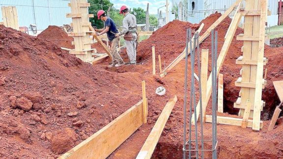 Se declaró en Estado de Emergencia al sector de la construcción por la paralización de la obra pública 