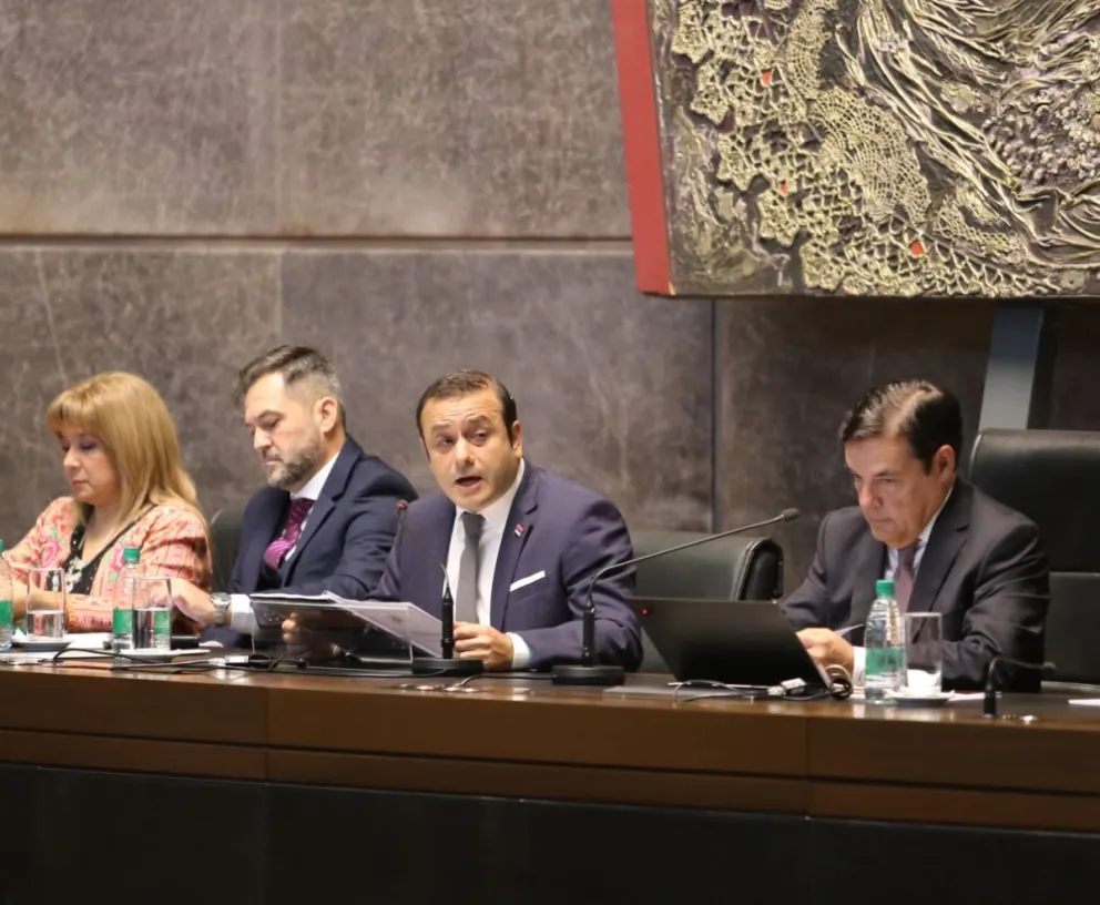 Rovira propondrá a Herrera Ahuad como presidente de la Legislatura