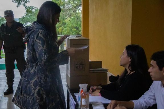 Silvana Ratti destacó el desarrollo pacífico de las elecciones