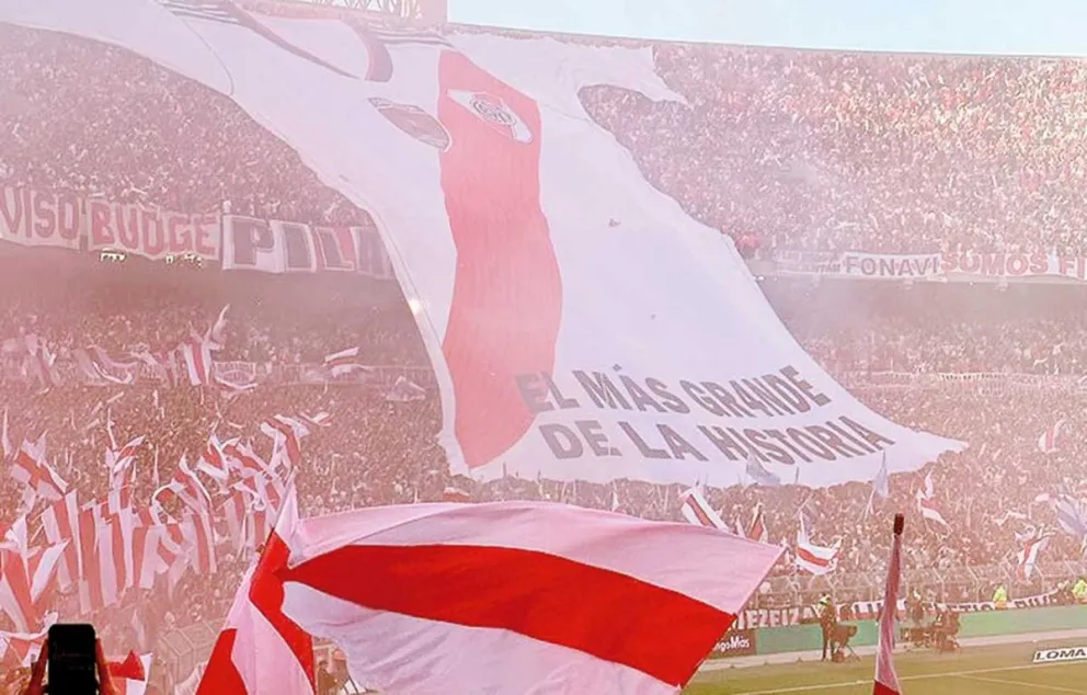 El Tremendo Recibimiento De Los Hinchas De River En El Monumental El Territorio 6064