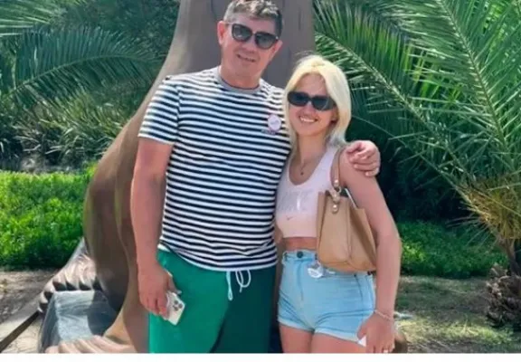 El Gobierno ofrece una recompensa de $5 millones para encontrar a un prestamista acusado por el crimen de su pareja