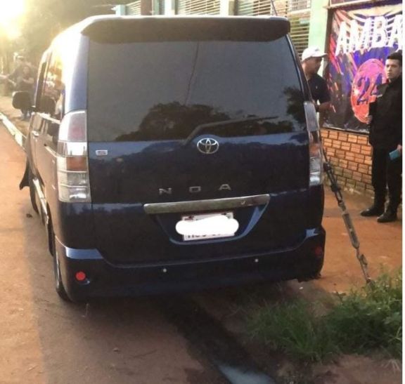 Iguazú: un niño habría caído de un vehículo en movimiento en una triple colisión