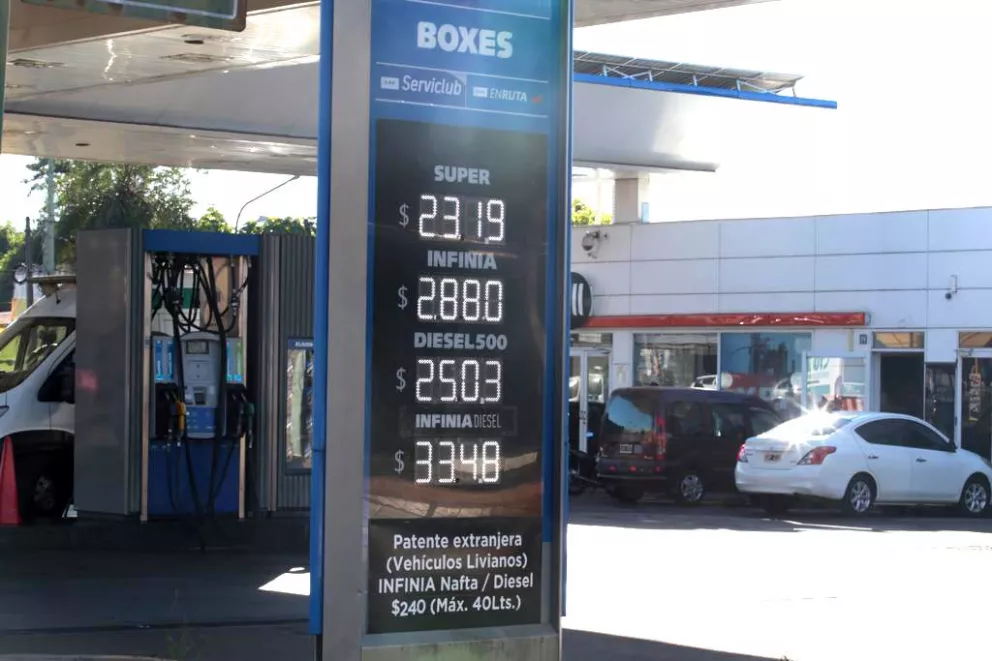 YPF subió un 4% los precios de sus combustibles y la Súper se vende a 231 pesos en Posadas