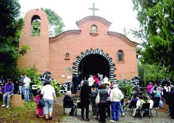 Caraguatay celebra el aniversario y rinde honor a su patrona Santa Rita  