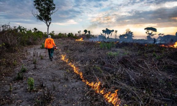 Autorizan quemas controladas en todo el territorio correntino