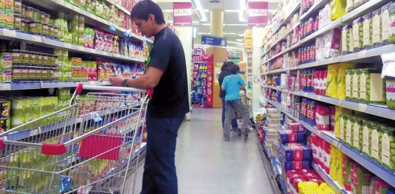 Ventas en supermercados crecieron 3,8% en marzo