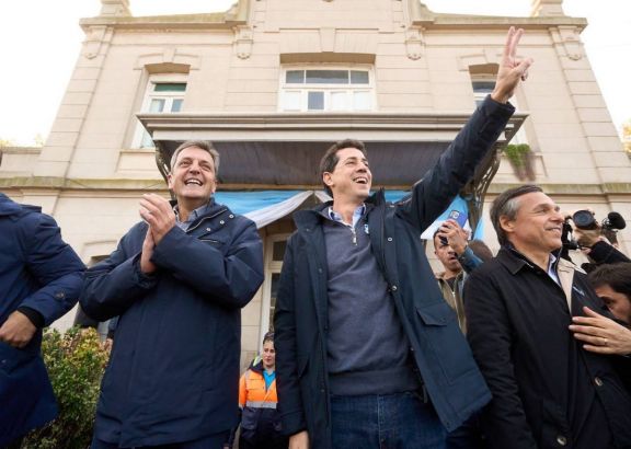 Massa y De Pedro compartieron acto, en una nueva señal electoral: "Apóyennos" 