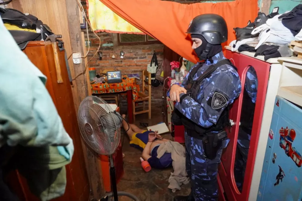La policía desarticuló una red de venta y distribución de drogas en Posadas