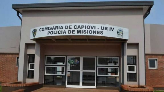Gendarmería incautó libros de la comisaría de Capioví por denuncias de torturas