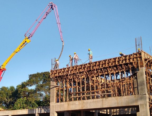 El ritmo de la construcción es sostenido en Misiones, emplea unos 8000 obreros