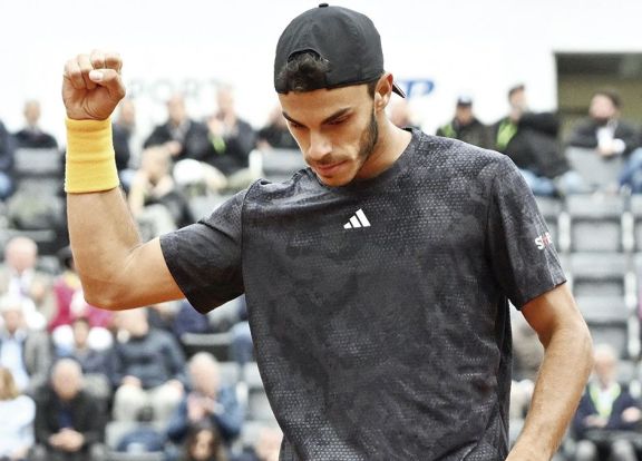 Roland garros: pasó Cerúndulo  y báez dijo adiós