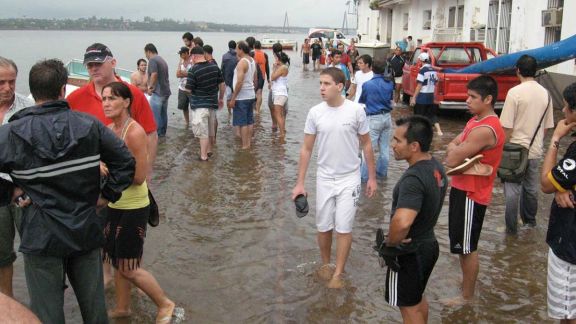 El cruce del río Paraná que conmocionó al deporte misionero