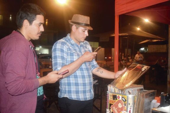 La música como nexo de nostalgia y encuentro en Jardín