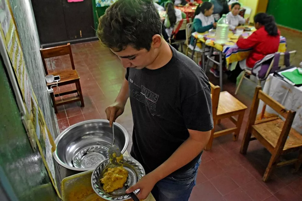 Los fondos nacionales para comedores escolares arrastran meses de demora