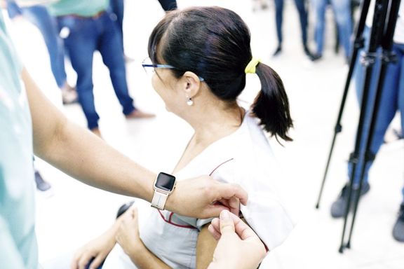 Casi el 50% de la población objetivo de  Misiones recibió la vacuna antigripal