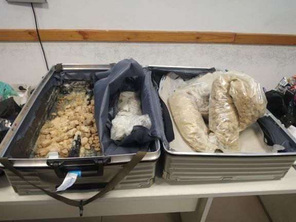 San José: detuvieron a una pareja con más de 23 kilos de metanfetamina en las valijas
