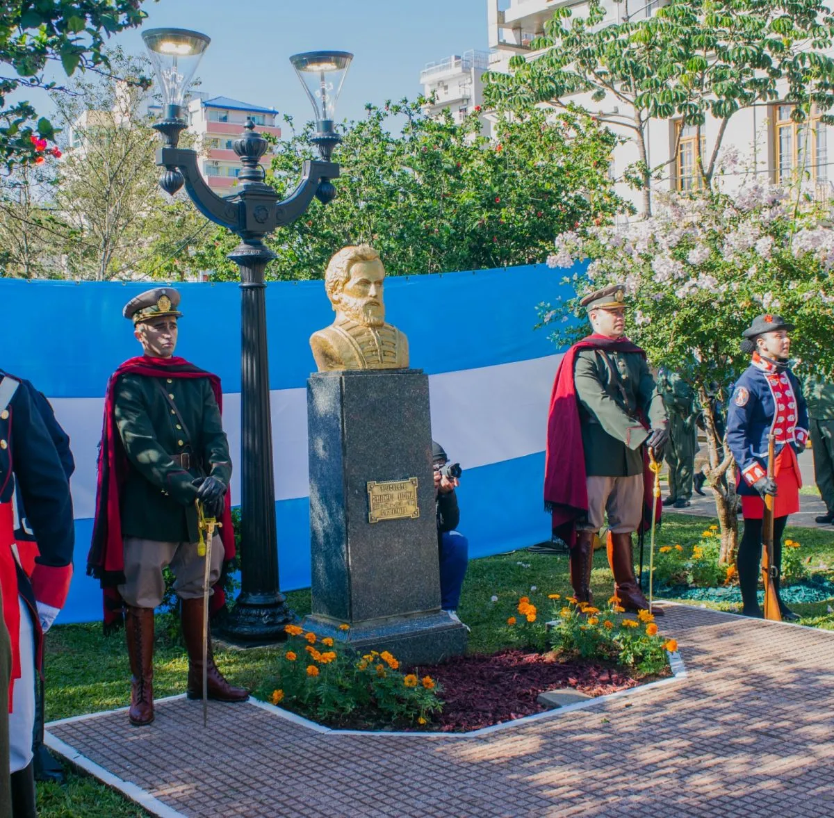 Con un acto en Posadas se recordó al héroe gaucho, Martín Miguel de Güemes