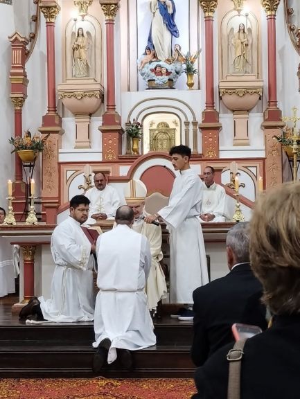 La Iglesia correntina ordenó dos nuevos ministros: un presbítero y un diácono